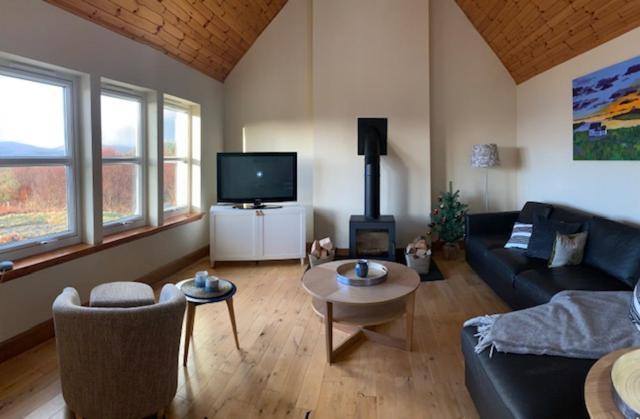 Head In The Skye - Healabhal Cottage Ose Екстериор снимка